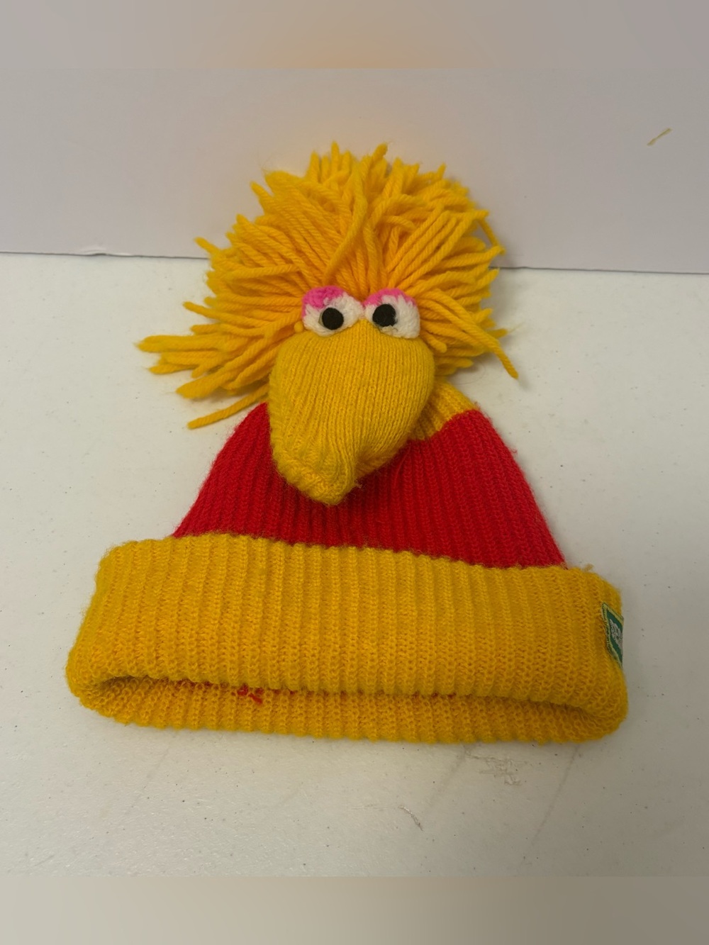 VTG Sesame Street Big Bird Kids Size Beanie Cap Muppet Winter Knit Hat